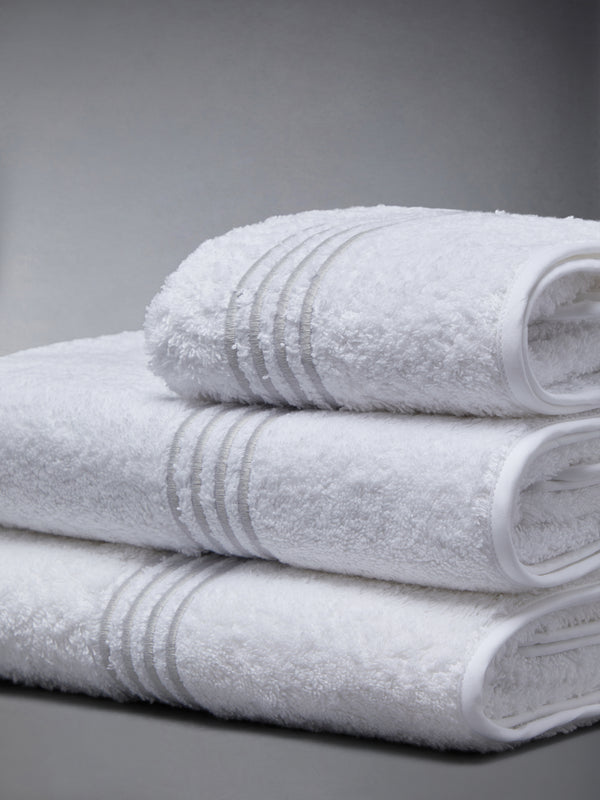 4-BAR FRETTE 3-PIECE TOWEL SET - image 2