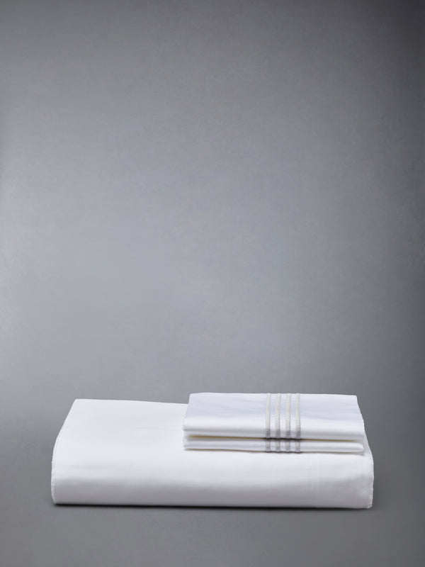COTTON SATEEN 4-BAR FRETTE DUVET SET (QUEEN-US/CAD) - featured image
