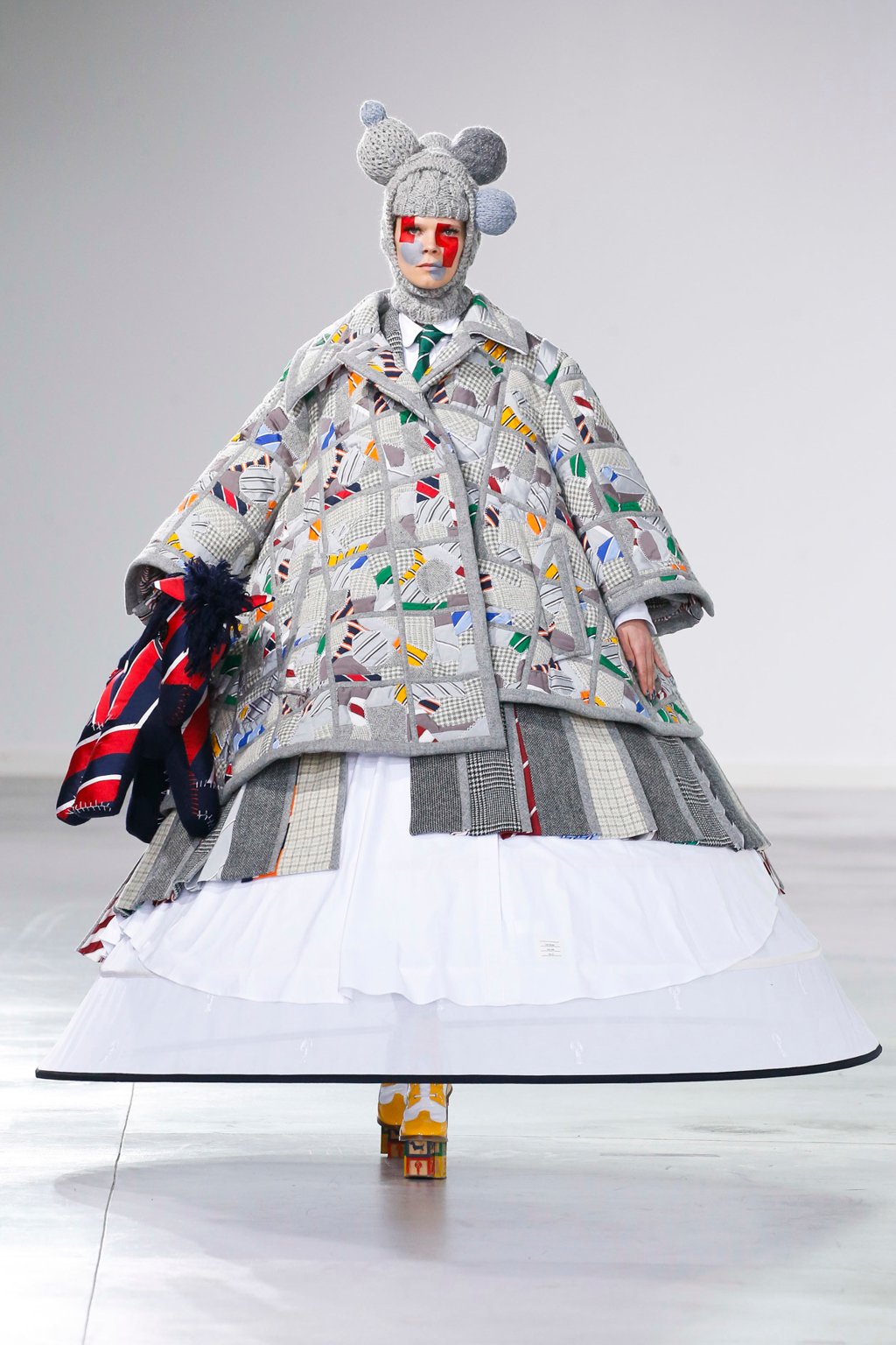 FALL RUNWAY 2022 - LOOK 51